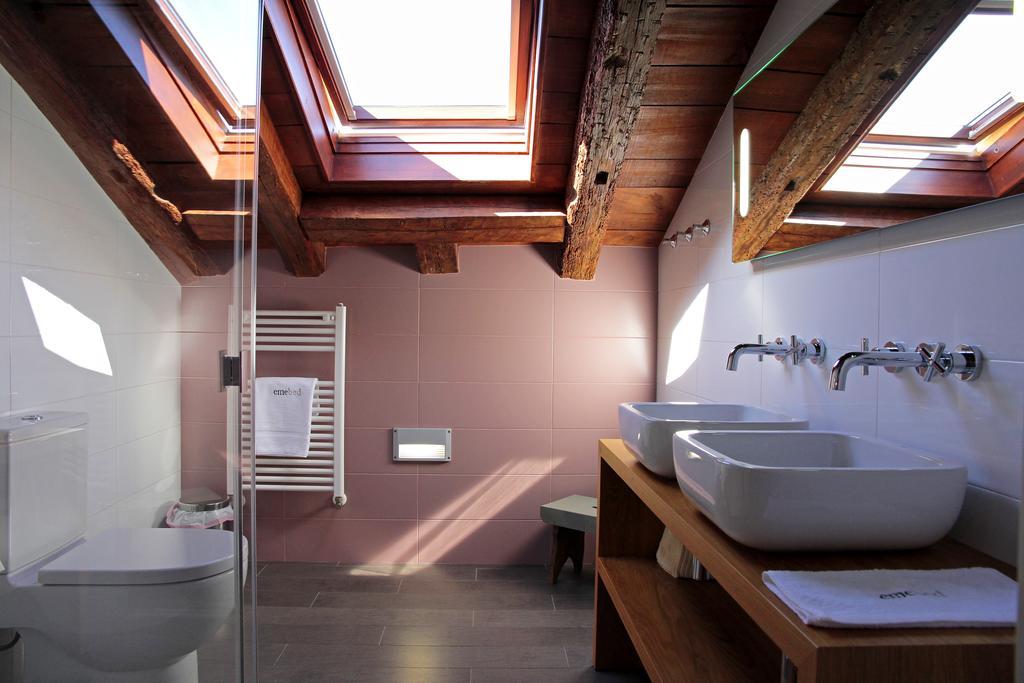 Emebed Posada Кастрохеріс Номер фото